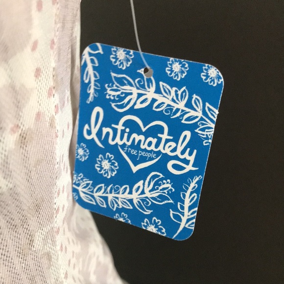 🔥Free People, printed mesh baby tee - Picture 7 of 8